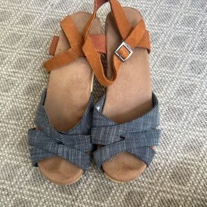 Toms Clog Sandals